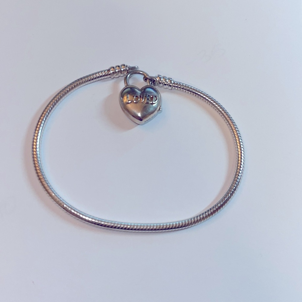Pandora Snake chain bracelet with heart padlock clasp